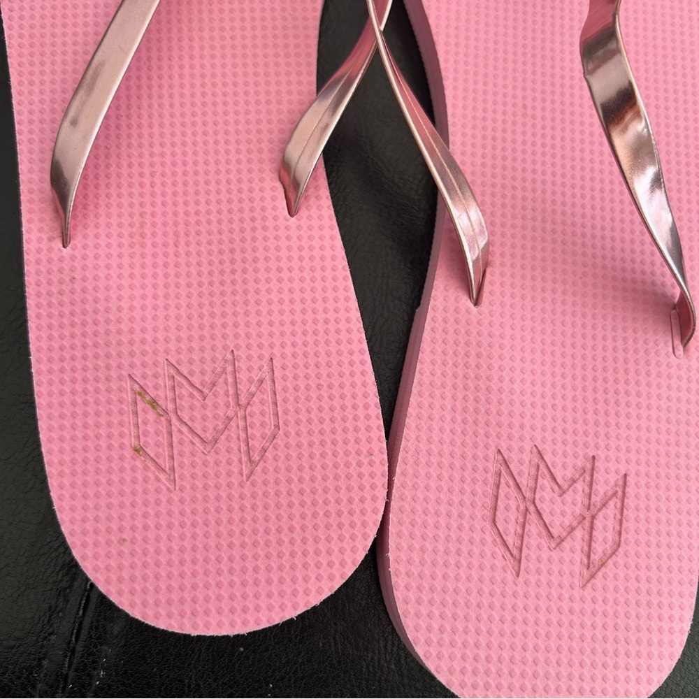 Malvasia Lux Cotton Candy Flip Flops, Size 9/10 - Picture 3 of 4